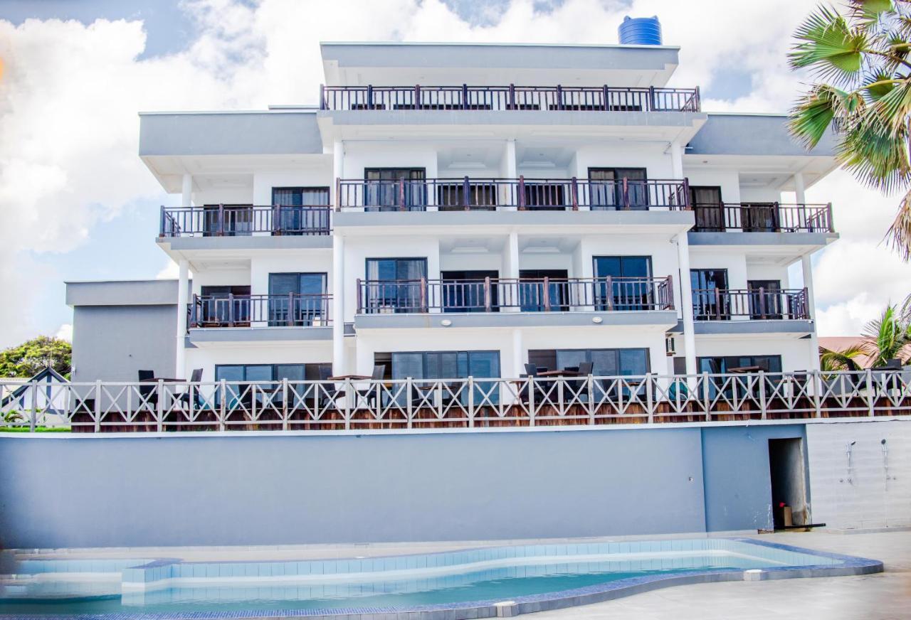 Majula Boutique Hotel Serrekunda Exterior foto