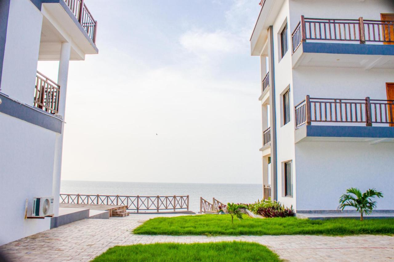 Majula Boutique Hotel Serrekunda Exterior foto
