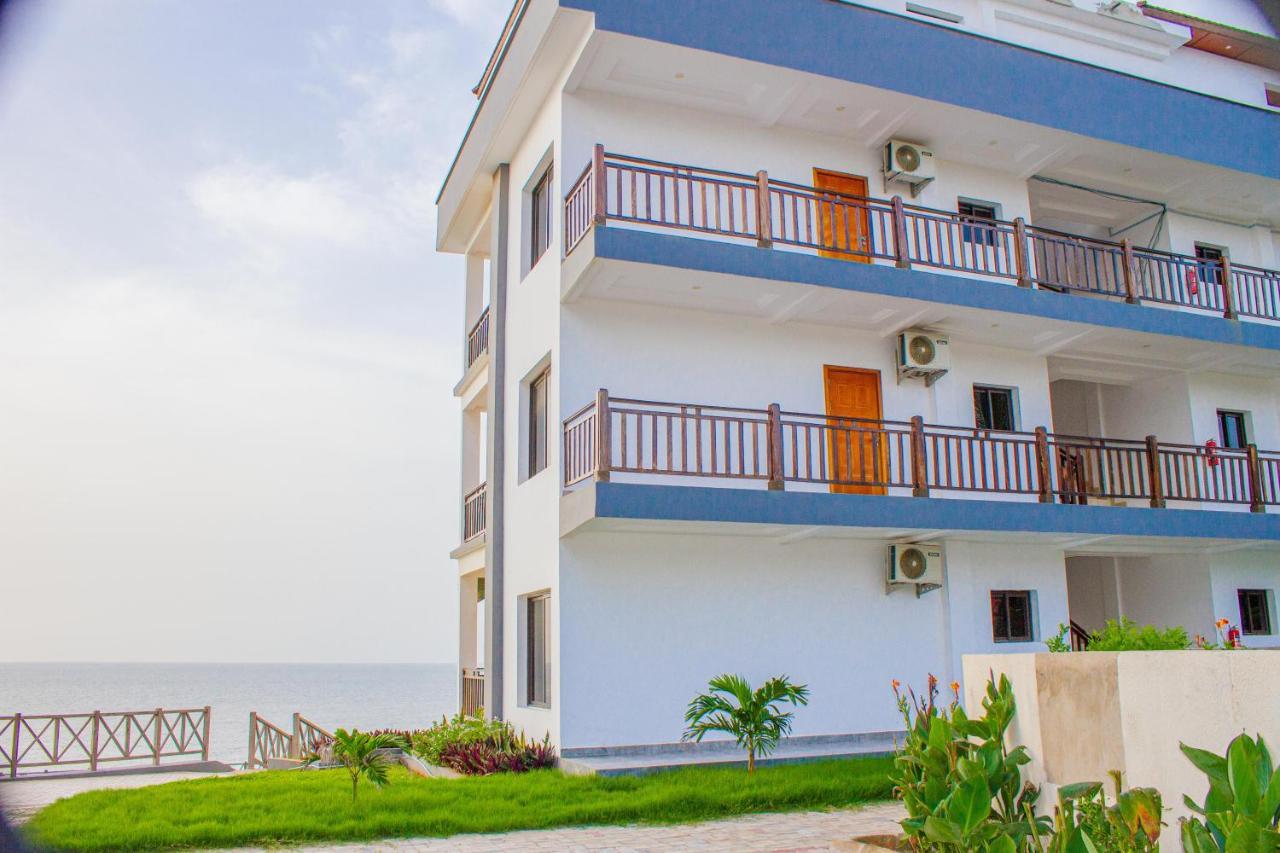 Majula Boutique Hotel Serrekunda Exterior foto